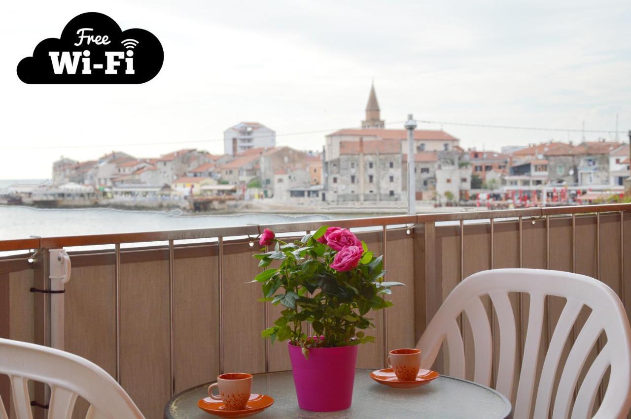 Apartment Riva Sea View Umag Kültér fotó